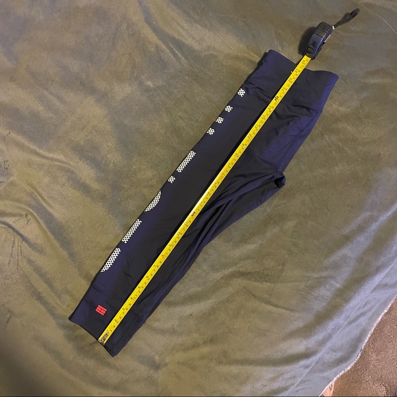 Tommy Hilfiger Sport Capri Navy Blue Leggings - Picture 6 of 10